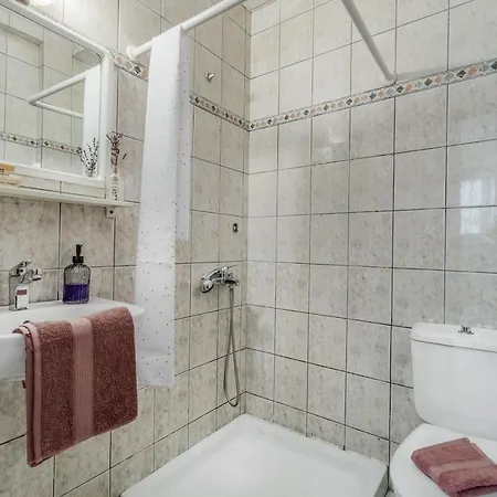 Stylish Old Town Apartment