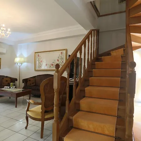 Stylish Old Town Apartment